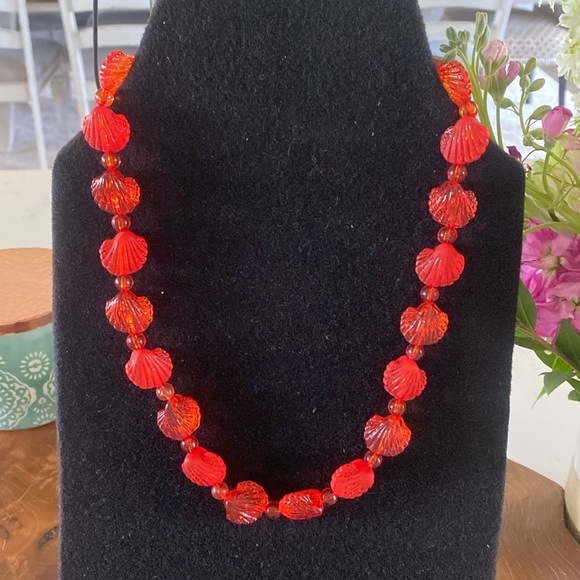 Vintage Shell Lucite Beaded Necklace FINAL PRICE DROP - Picture 1 of 3